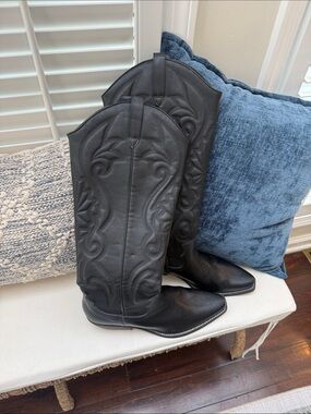 🥾 🥾 Cowboy Boots 🥾 🥾